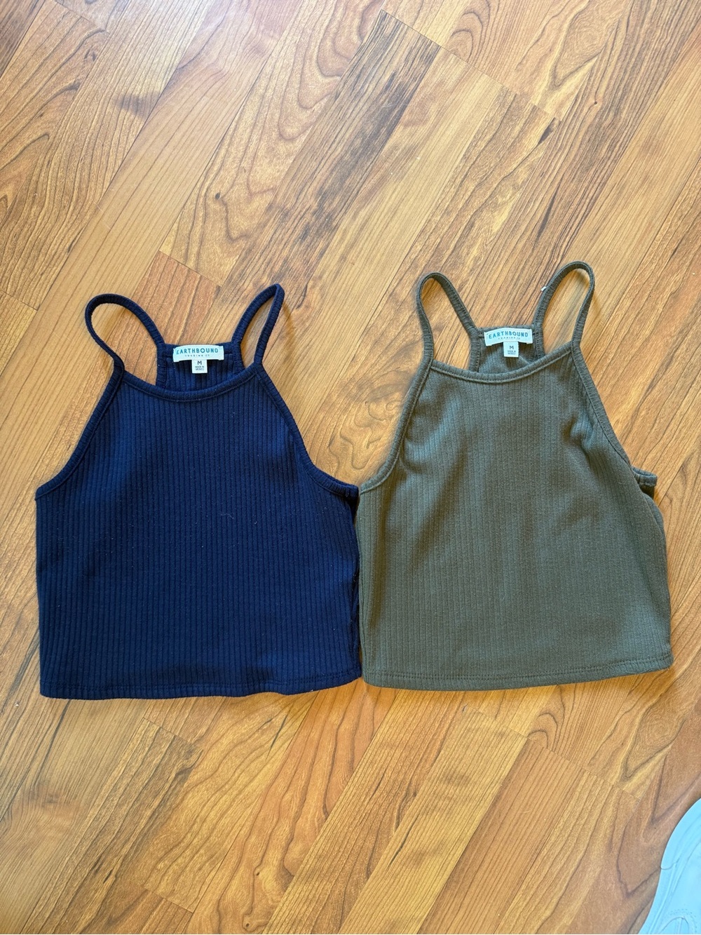 2 Earthbound Ribbed Cropped Tank Top — Navy and Olive - M